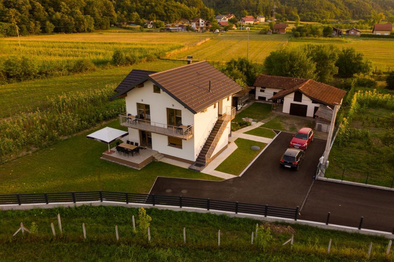 Sobe Mili Ozren Guest House Doboj Exterior foto